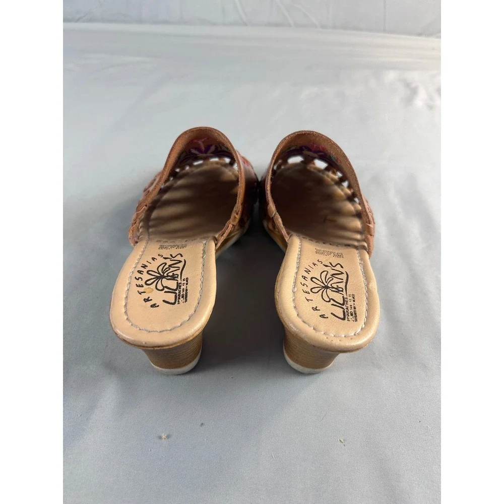 Artesanias Lucian's Mexican Huarache‎ Wedge Sandals Tan Leather Floral Embroider